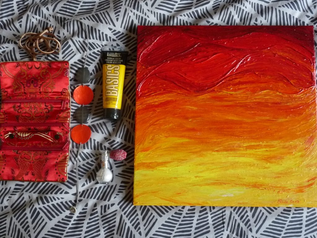 flatlay tableaux d'Elize rouge jaune peinture