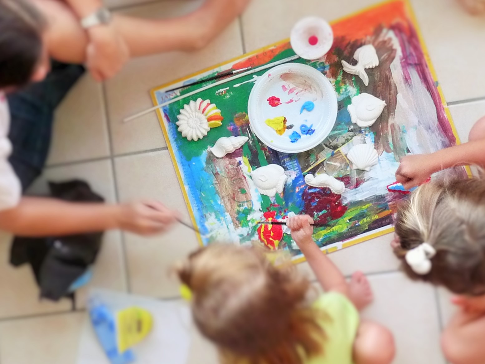 peinture avec des enfants