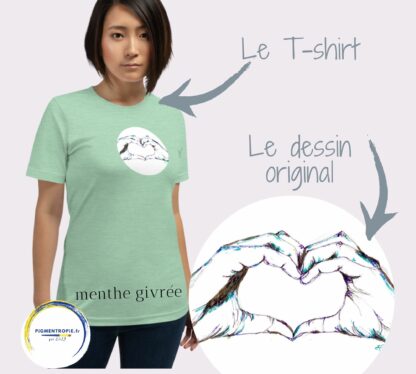 t-shirt coeur avec les mains pastel