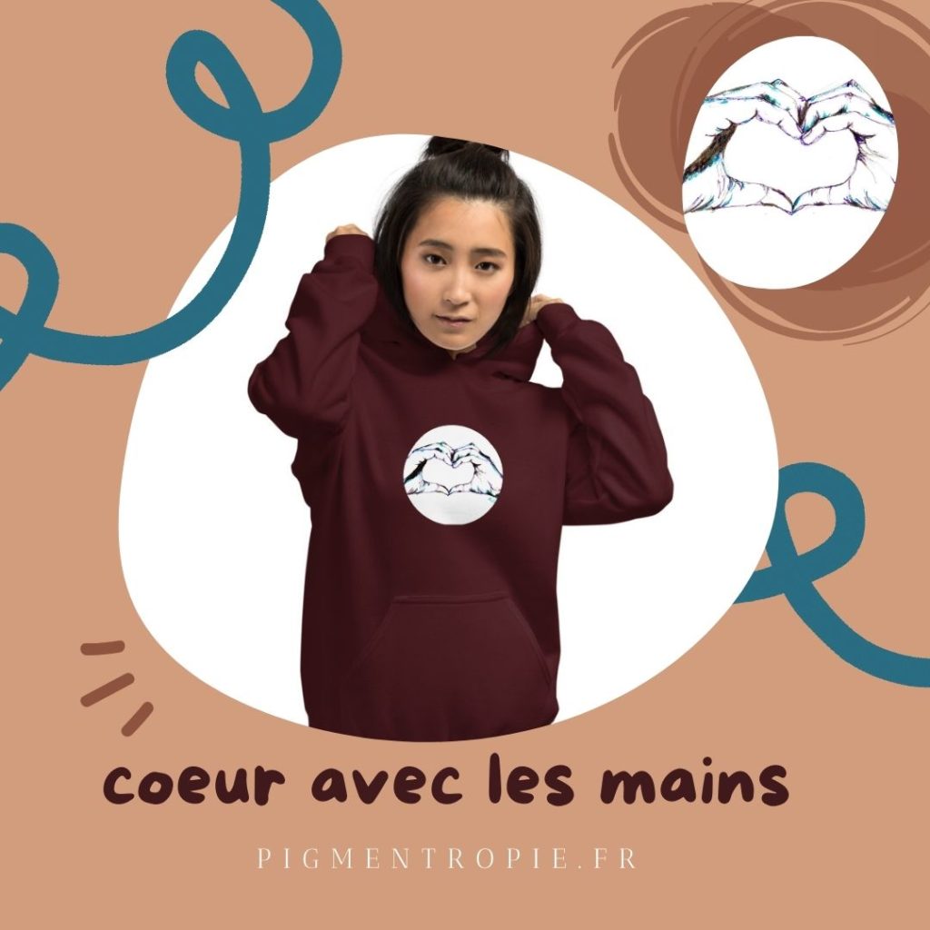 sweat à capuche marron coeur avec les mains