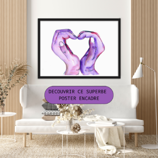 Cadre d'une oeuvre représentant un coeur avec les mains en violet installé dans un salon pour une décoration parfaite